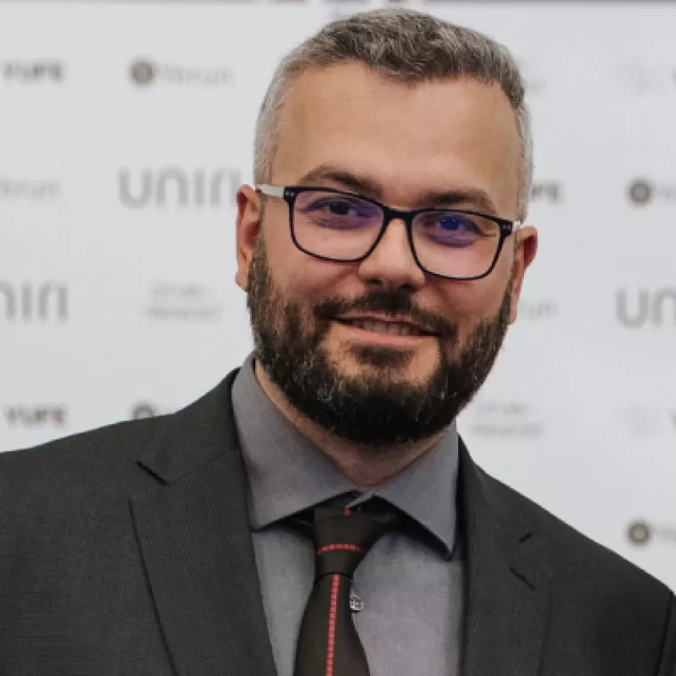 Darko Glujić, DB informatika