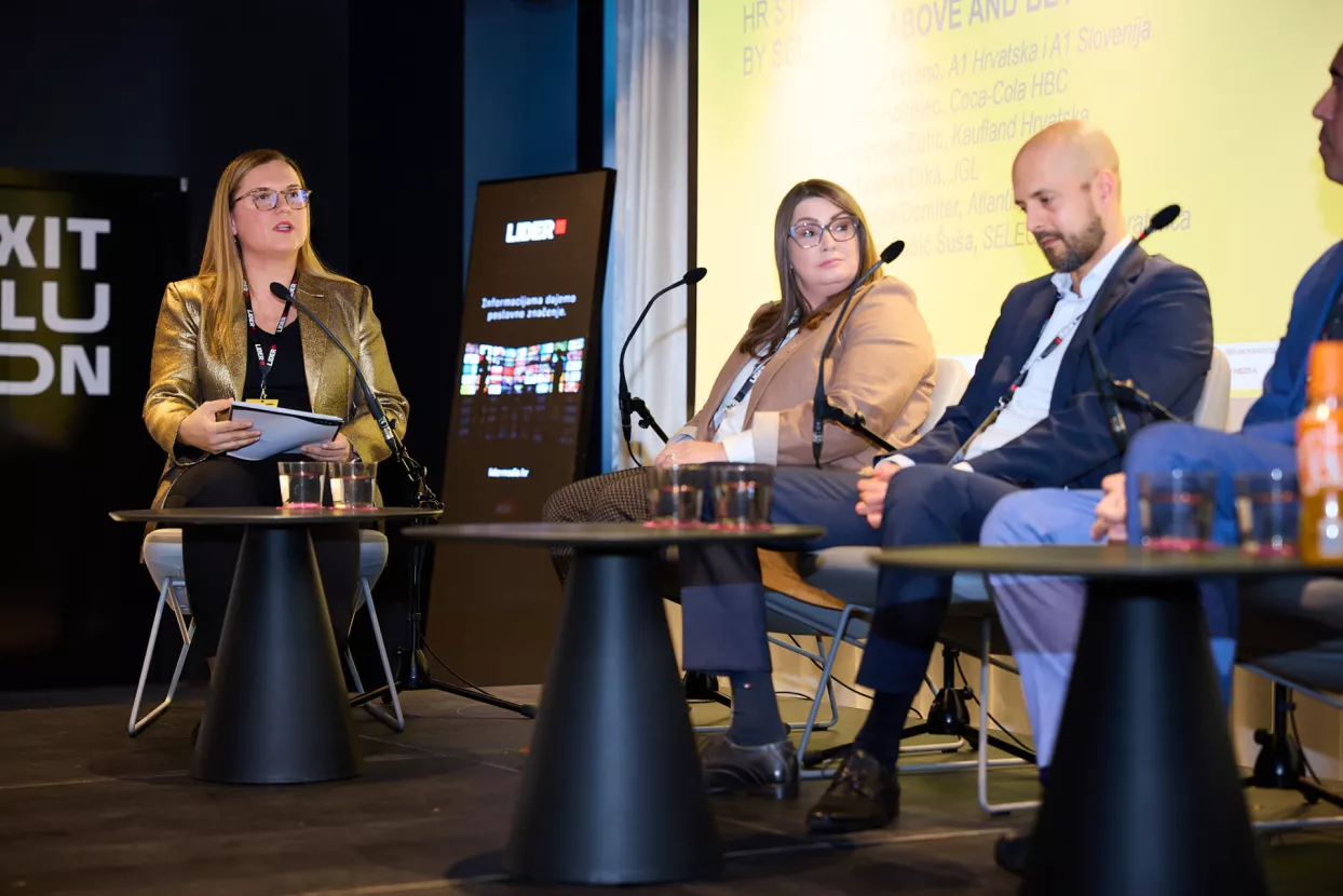 hr above and beyond cetrifikat