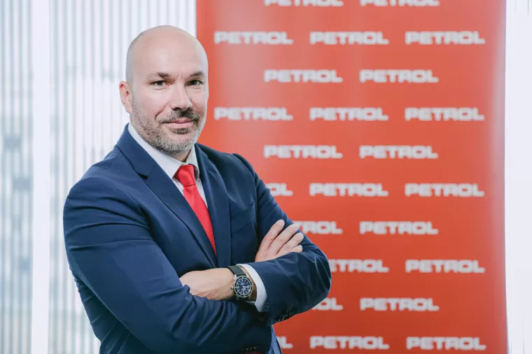 Poslovanje Lukoila u Hrvatskoj mogli bi preuzeti Petrol ili Shell