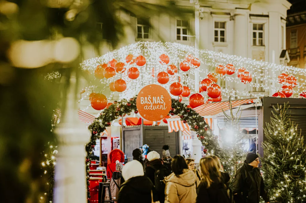 Baš Naš - Advent 2