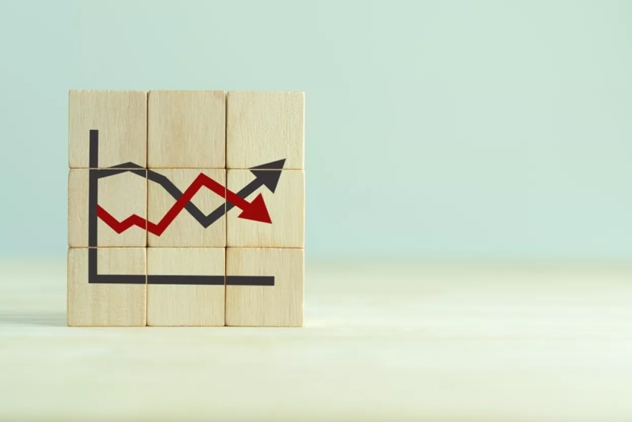 inflacija, recesija, stagflacija, rast, pad, graf