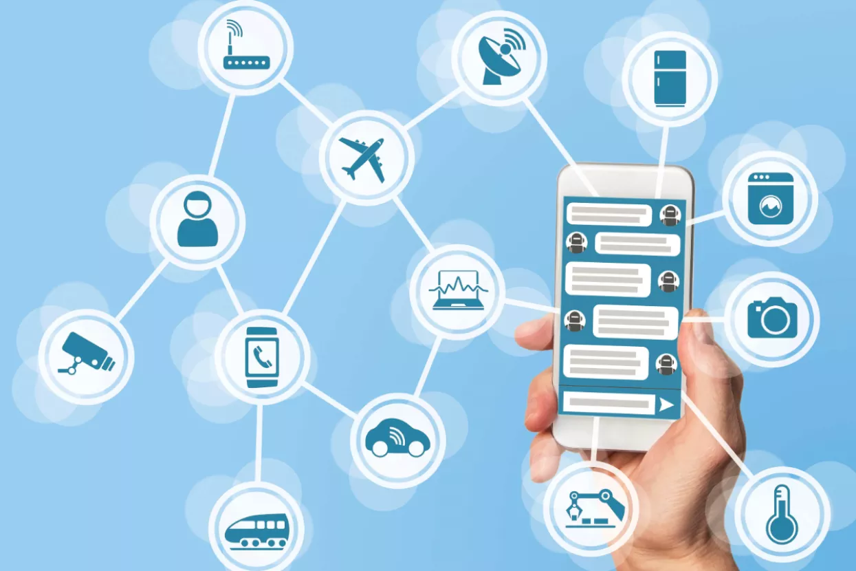 Upogonjena je umjetna inteligencija (AI) za poticanje prodaje i povećanje korisničkog iskustva, ali neki brendovi i dalje drže ljudske prodajne pomoćnike kako bi komunikaciju učinili osobnijom. No sve se odigrava putem interneta. Novi komunikacijski alati brzo odgovoraju na upite kupaca koji jednostavno pronalaze ono &scaron;to im treba i olak&scaron;avaju transakcije