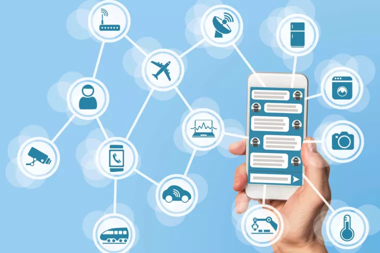 Upogonjena je umjetna inteligencija (AI) za poticanje prodaje i povećanje korisničkog iskustva, ali neki brendovi i dalje drže ljudske prodajne pomoćnike kako bi komunikaciju učinili osobnijom. No sve se odigrava putem interneta. Novi komunikacijski alati brzo odgovoraju na upite kupaca koji jednostavno pronalaze ono &scaron;to im treba i olak&scaron;avaju transakcije