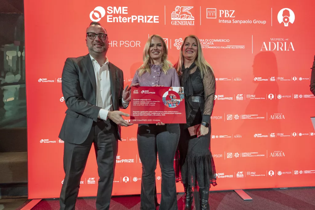 Ispred tvrtke Linteo nagradu je primila Antonija Žulj