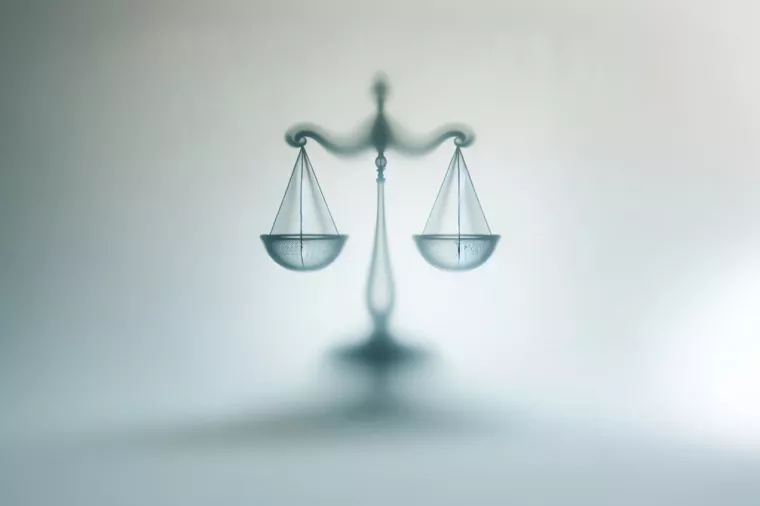 Zakon, pravda, pravo, propisi, norme, sudovi, sud