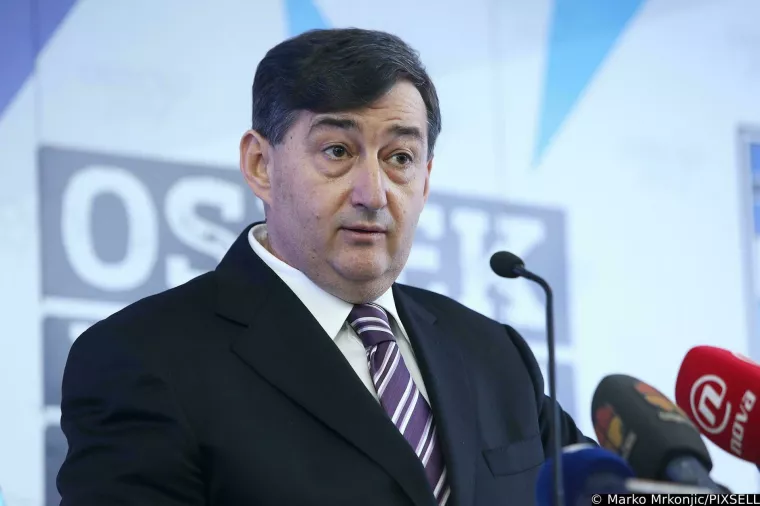 Lorinc Meszaros, Lorinc M&eacute;sz&aacute;ros