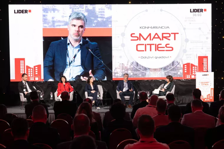 Smart Cities 2026.1. Panel: ime Erlić, Antonija Eremut Erceg, Marina Blažević, Branimir &Scaron;teko, Gordana Gelenčer.