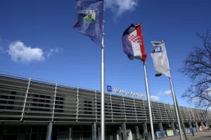 Zagrebački Holding, zgrada