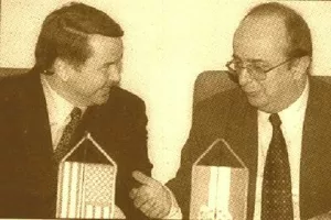 Potpisivanje sporazuma Montgomery &ndash; &Scaron;kegro 30. ožujka 1999. (presnimka iz Večernjeg lista)