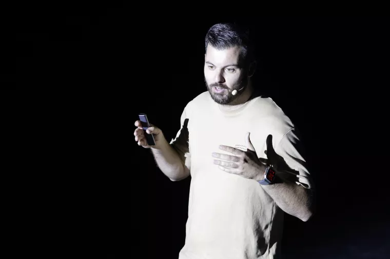 Tvrtka Mate Rimca P3 Mobility u svojem kampusu u Kerestincu je predstavila robotaksije Verne. Mate Rimac