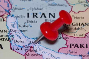 The Strait of Hormuz, Hormu&scaron;ki tjesnac