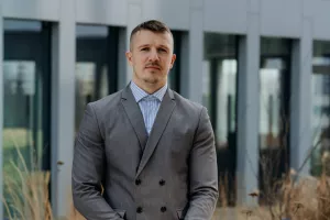 Emilio Gučec, Finax