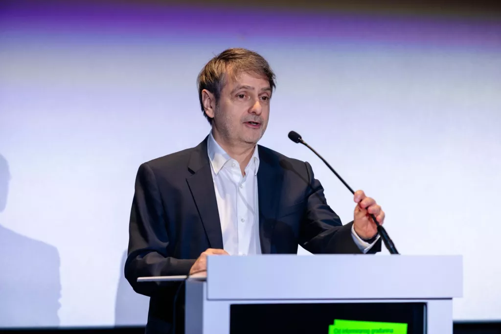 Robert TomljenovićKonferencija Demokracija u doba TikToka i izbjegavanja vijesti