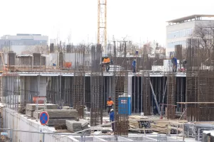 Gradili&scaron;te kod Glavnog kolodvora na kojem izvodi radove MDK Građevinar.