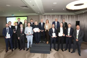 Investicijska konferencija, nagrade