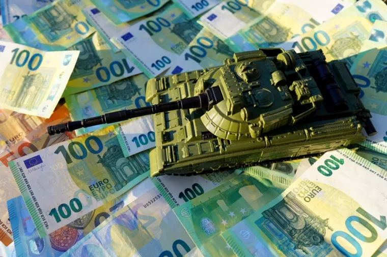 obrambena industrija, obrana, rat, tenk, ulaganje u obranu, izdvajanja za obranu, euri, euro