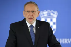 Davor Božinović