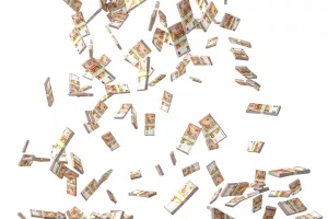 ki&scaron;a, euro, padaju euri, hrpa novca, novac, isplata
