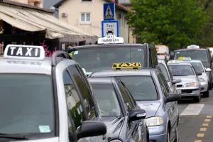 Taxi, taksi