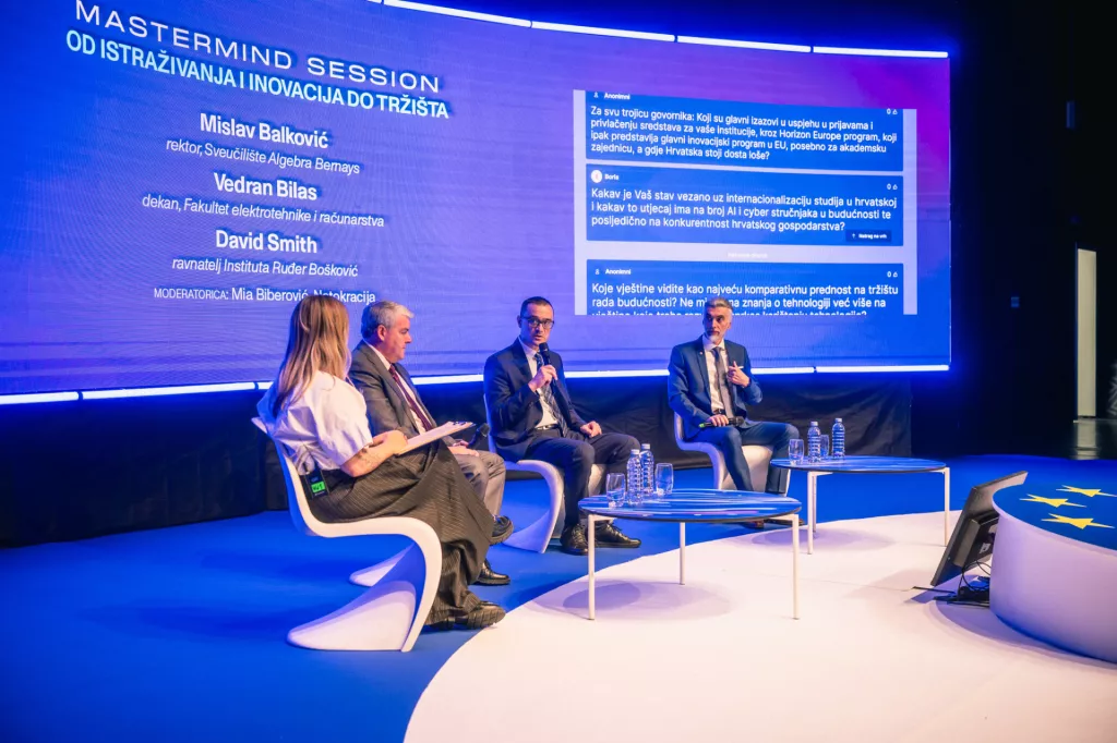 Mia Biberović, David Smith, Vedran Bilas i Mislav BalkovićKonferencija Predstavni&scaron;tva Europske komisije u Hrvatskoj i Gospodarskog savjeta Sveučili&scaron;ta Algebra Bernays