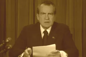 Richard Nixon čita tekst ostavke 9. kolovoza 1974.