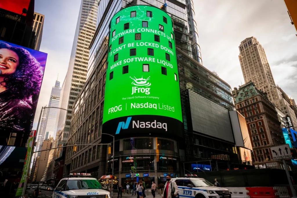  Nasdaq, Wall street