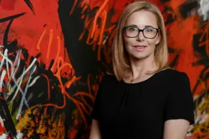 Zsuzsanna Ortutay, Ina