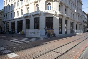 Kavana Corso.