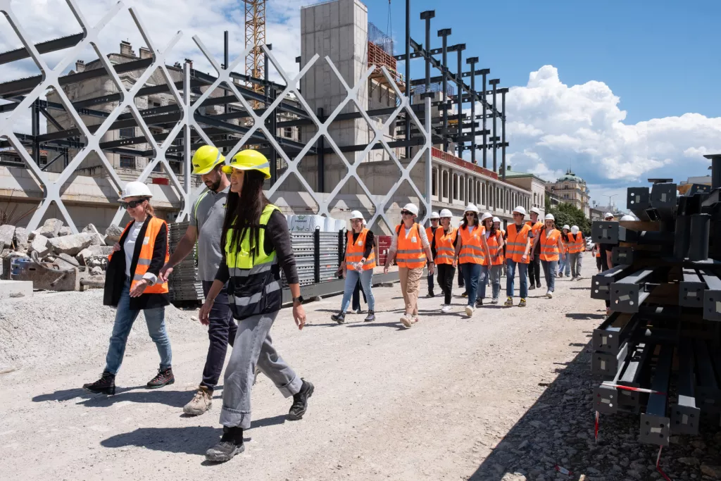 Novi kolodvor Žabica u Rijeci, jedan od projekata od iznimnog značaja za zajednicu na kojem Texo Molior trenutačno radi/The new Žabica terminal in Rijeka, one of the projects of exceptional importance to the community that Texo Molior is currently building