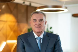 Branislav Brizarpredsjednik Uprave /President of Management Board