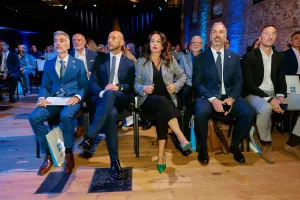  Digitalna_ R_evolucija