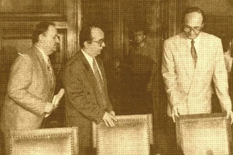 Antiinflacioni trojac: Guverner HNB-a Pero Jurković, kreator programa Borislav &Scaron;kegro i premijer Nikica Valentić (presnimka iz Večernjeg lista)&nbsp;