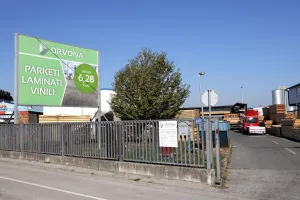 Drvona, prodajni centar u Gornjem Stupniku