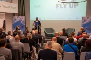 Fly up konferencija - HSSKL