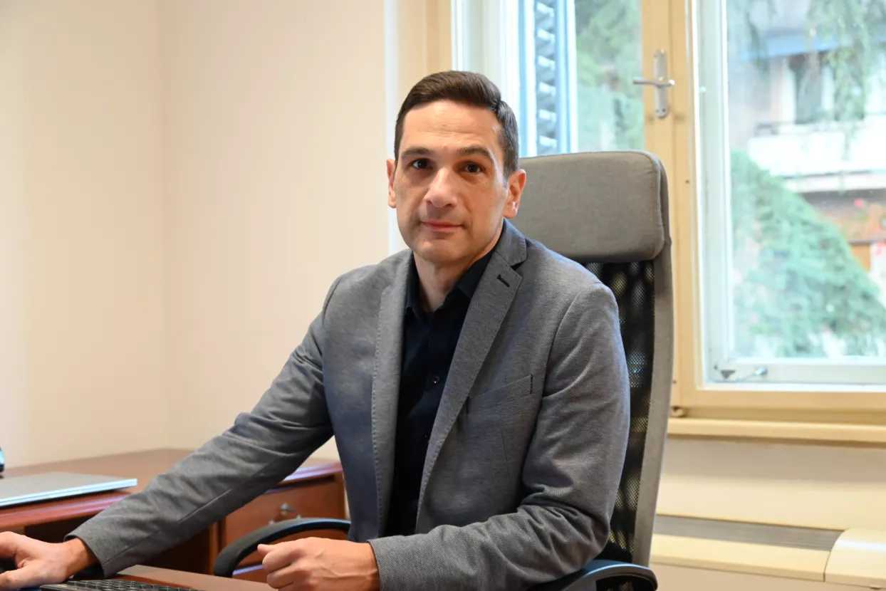 Prof. dr. sc. Goran Vukelić,