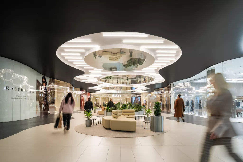 Arena fashion court_1
