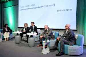 48 sati 2026. Okrugli stol Otvoreni digitalnii gradovi: Gordana Gelenčer, Valentina Đurek, Emil Nimčević, Tomislav Marić, Vojkan Gavrilović