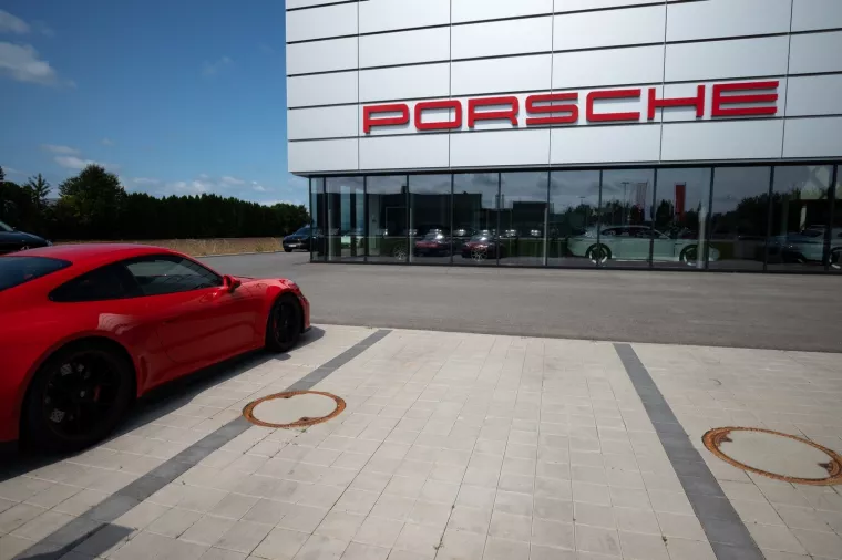 Porsche store